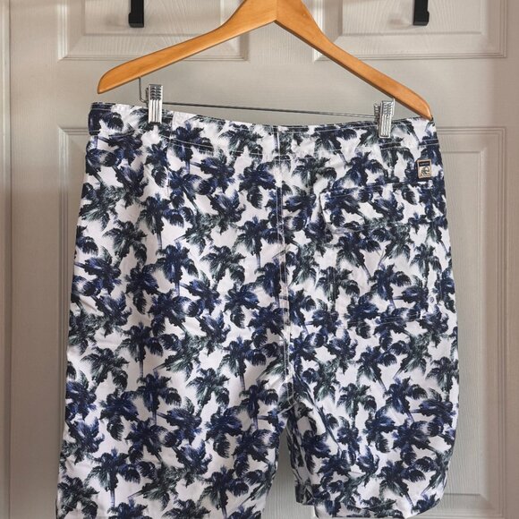 Surfside Supply Blue & White Palm Tree Print Swim Shorts w/ 9" Inseam - Picture 2 of 3